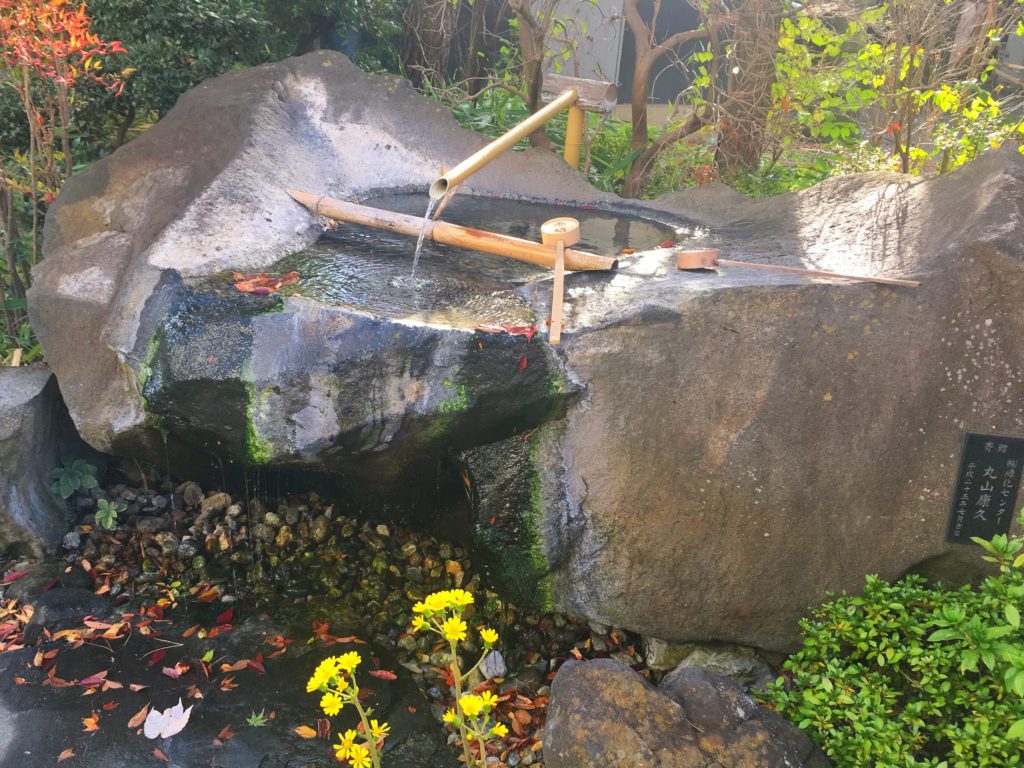 松本深志神社の湧き水